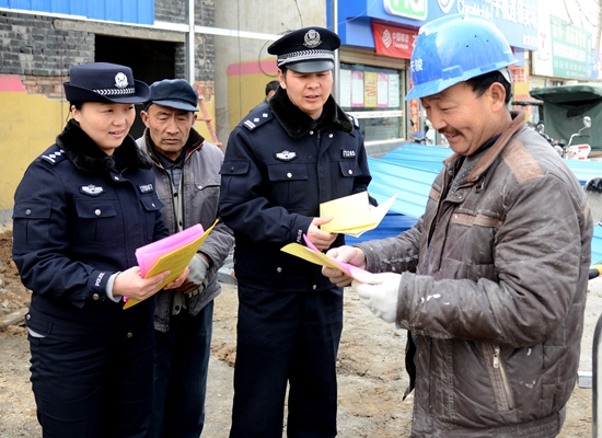 东风派出所依托一村一警开展农村禁毒工作