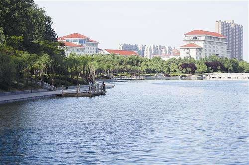 冷水河风景如画