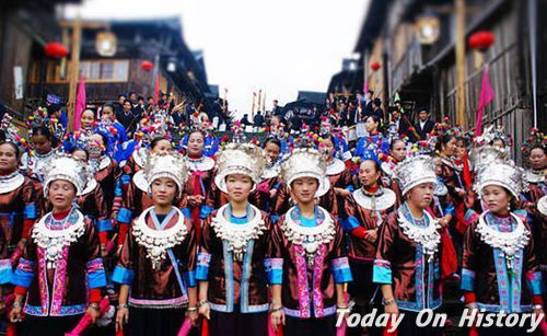【侗族】侗族的传统节日 侗族的风俗习惯