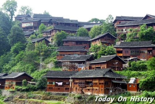 贵州黔南山区建筑的特色