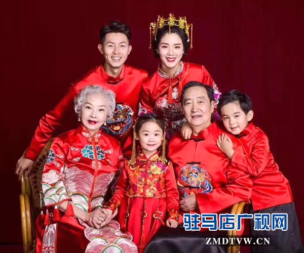 到天盛酒店过大年，游泳馆门票、古装全家福免费送啦！