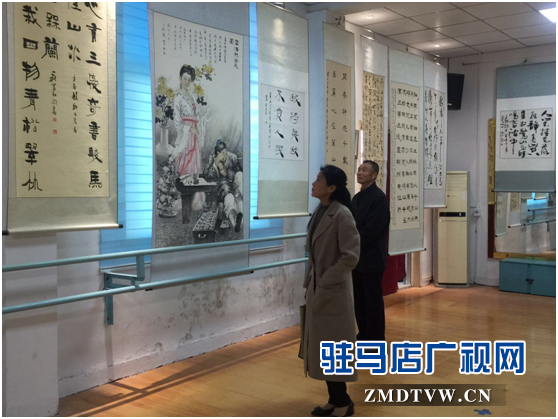 汝南县文广旅游局举办“光辉岁月70年”书画展 