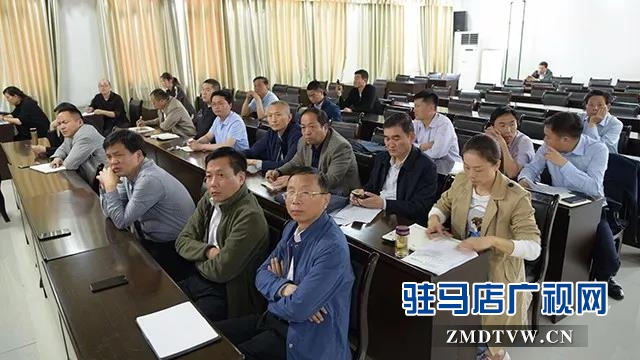 上蔡县召开脱贫攻坚春季会战月度小结会