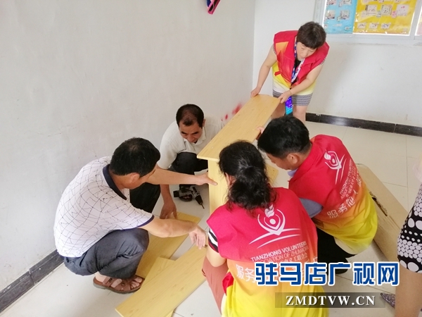 泌阳县土桥小学有了爱心图书室