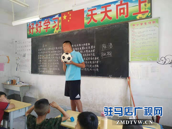 黄淮学院学生到西平县开展社会实践活动