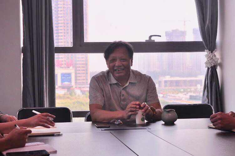 锻造企业文化 增强向心凝聚 易轩财务组织召开企业内训会