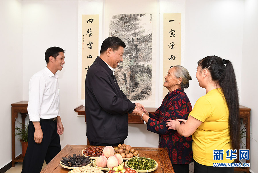 习近平在河南考察时强调 坚定信心埋头苦干奋勇争先 谱写新时代中原更加出彩的绚丽篇章