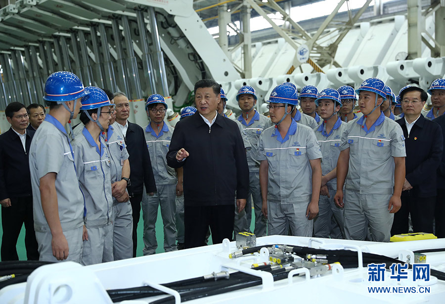 习近平在河南考察时强调 坚定信心埋头苦干奋勇争先 谱写新时代中原更加出彩的绚丽篇章