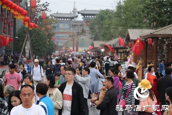 广东“康辉号”专列700余名贵宾纷纷点赞大美天中