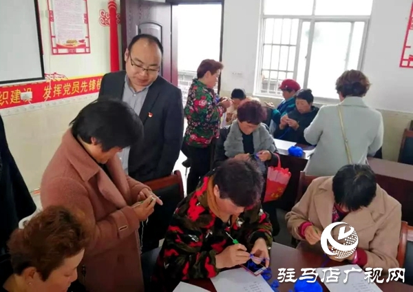 第一书记董禧颖：拆掉隔心墙 把党支部建在群众的心坎上