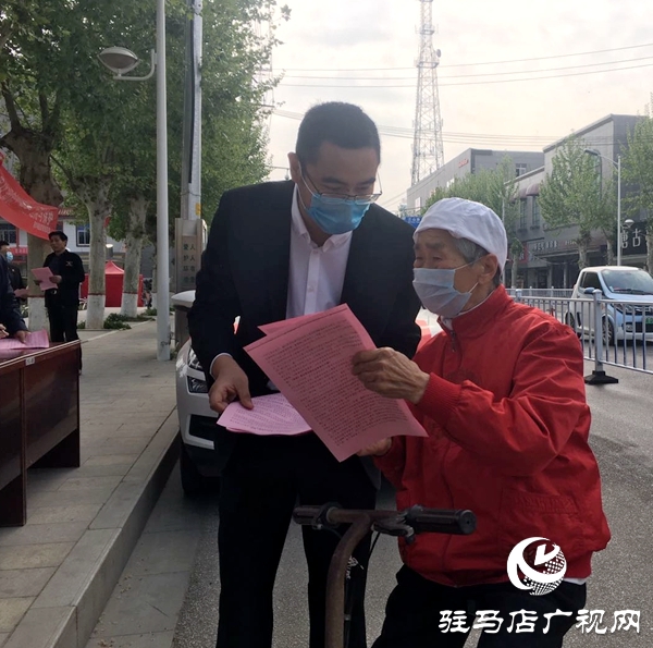 泌阳县启动《保障农民工工资支付条例》宣传周活动