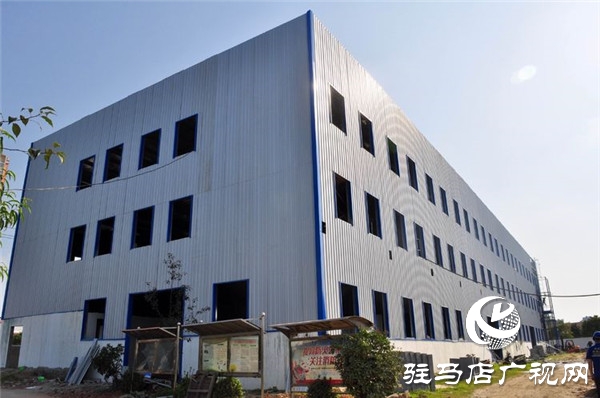 强耐德地坪又一力作！喜来顺近万平方金刚砂固化装甲地坪顺利完工