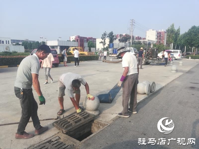 管道塌方排水难 企业遭殃污水横溢