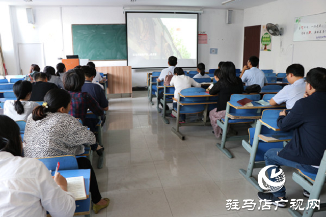 黄淮学院经济与管理学院构建学生党员先进性教育新模式