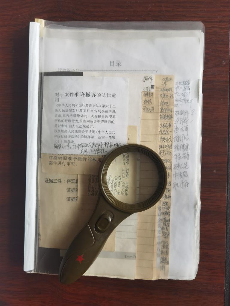 新华全媒+｜一刻也离不开群众——追记扎根基层30年的“马锡五式好法官”滕启刚