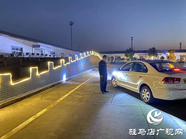 驻马店市首家驾校夜训班开练