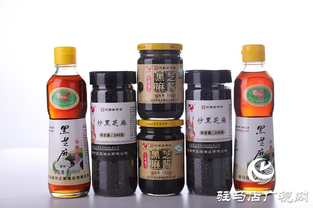 疫情下直播间再就业 “餐饮店花”秒变“香油西施”