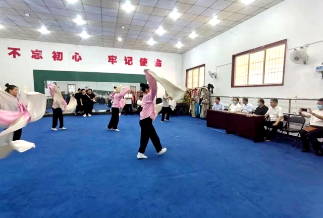 刘晓文到市文广旅局调研文化旅游工作
