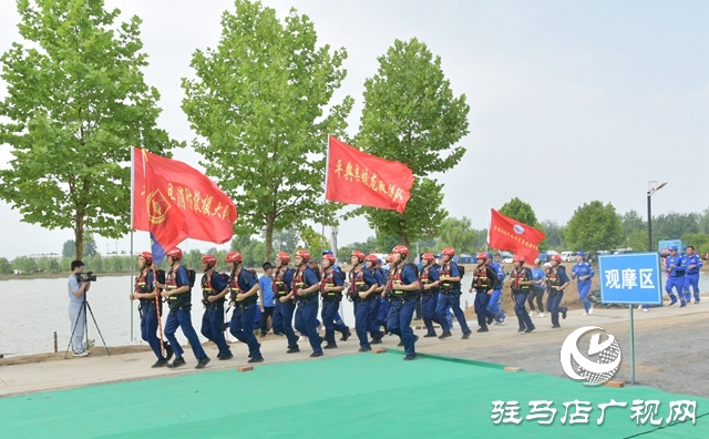 平舆县举行防汛抢险综合应急演练