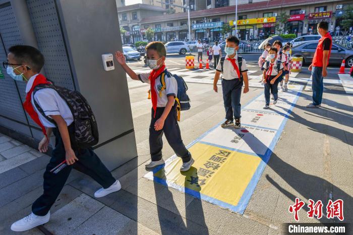 警方已介入女教师网课事件，“网课入侵”为何频频发生？