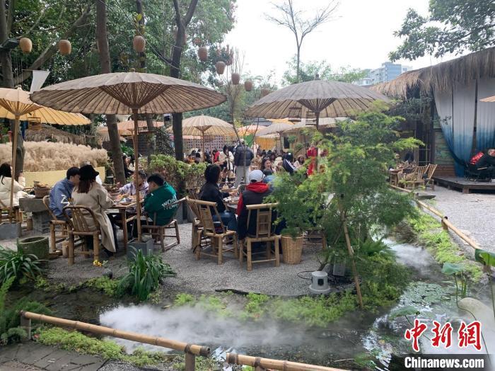 红泥小火炉，小心会中毒：“围炉煮茶”有风险