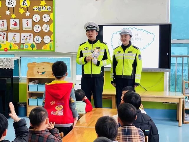 驻马店市实验幼儿园：守护校园安全 筑牢安全防线