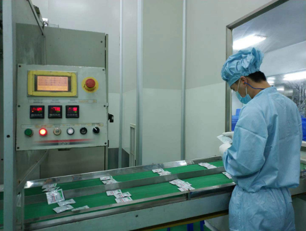 强信心·走进百企｜科技创新支撑 助力中医药企业“双效”提升