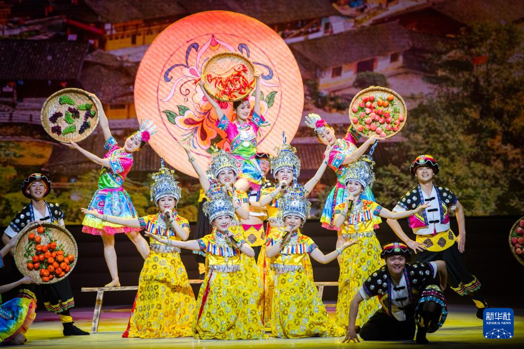  “大地情深”全国优秀群众文艺作品亮相武汉