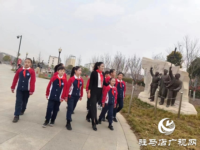 汝南县第五小学沈喜勤用激情与奉献谱写少先队赞歌