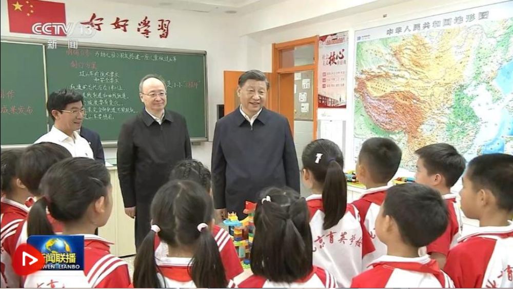 习近平在北京育英学校考察时强调 争当德智体美劳全面发展的新时代好儿童 向全国广大少年儿童祝贺“六一”国际儿童节快乐