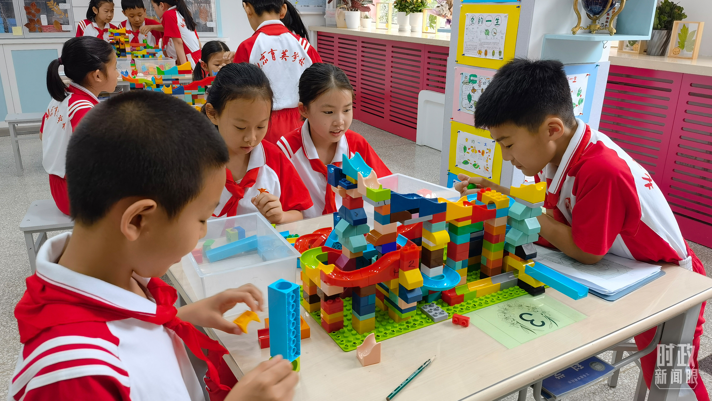 时政新闻眼丨习近平考察这所学校，深情寄语新时代中国儿童