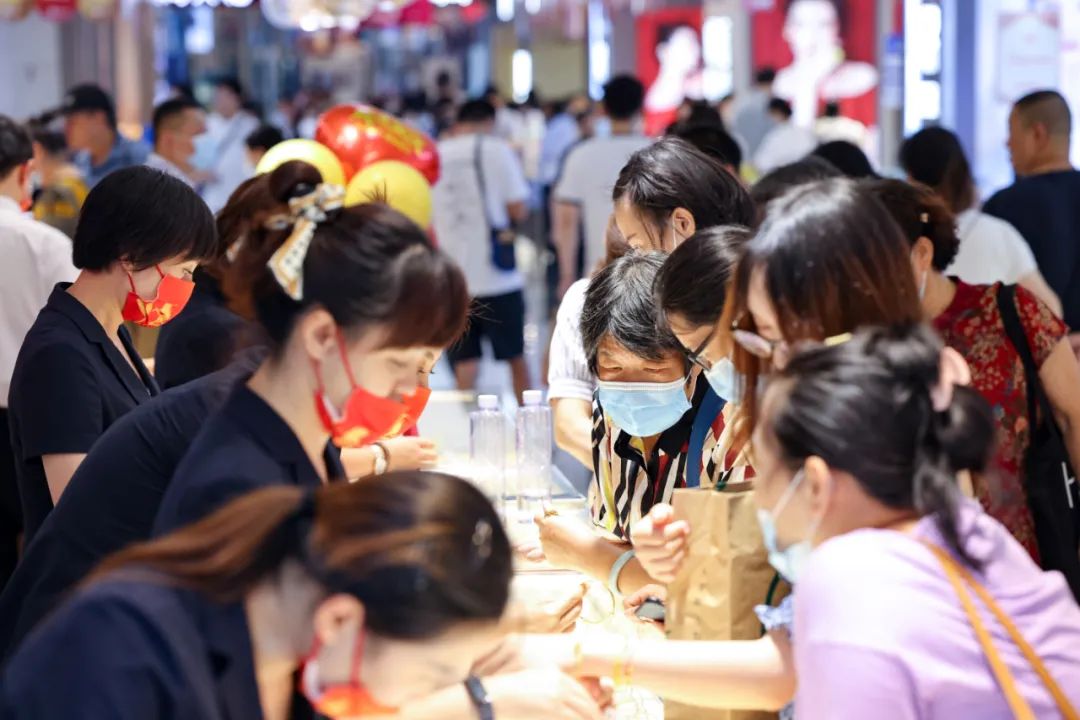 消费券提升市场热度