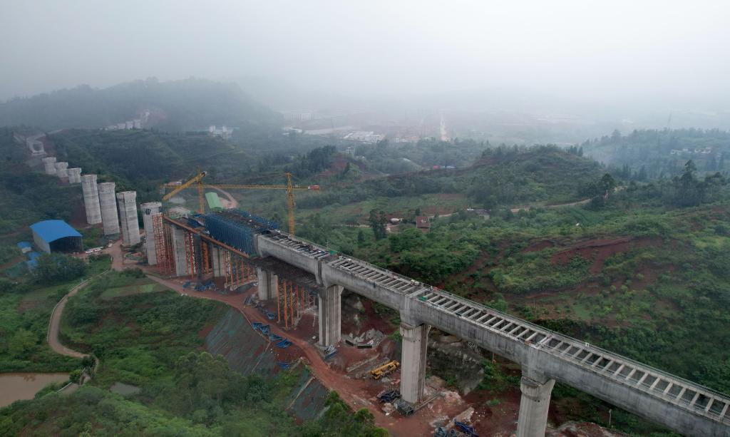 保障粮食安全 我国积极推进大中型灌区建设