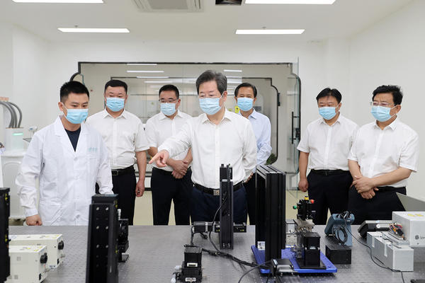楼阳生到洛阳市调研