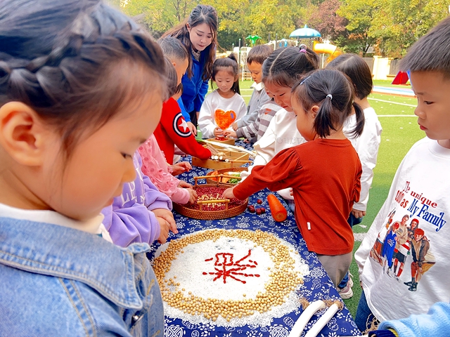 世界粮食日 节粮快行动：驻马店市实验幼儿园开展世界粮食日主题教育活动