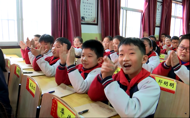 驿城区“戏曲进校园”活动走进市第十一小学