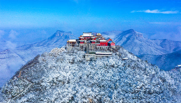 飞雪落成诗，一秒入仙境!雪后河南，美出“天际”