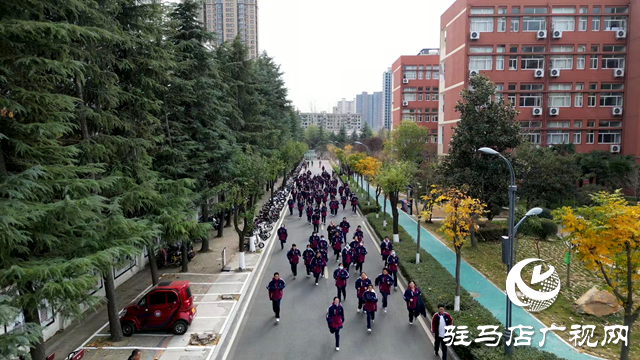 驻马店高中举行年度应急疏散暨消防演练