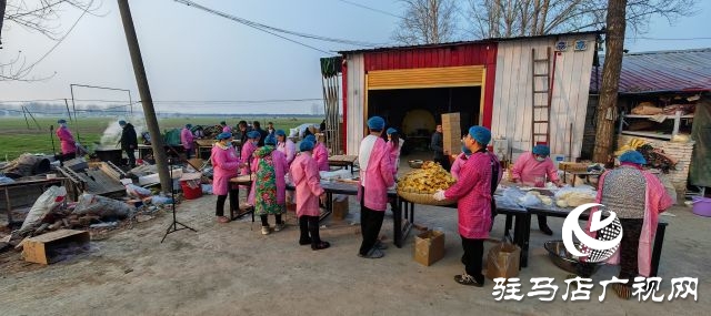 千万粉丝“大网红”为粉丝送福利 4000箱平舆特产油炸面食“麻叶子”发往全国各地