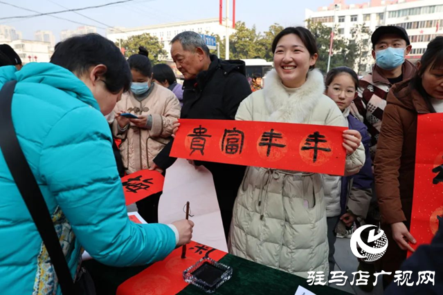 上蔡县：用笔墨承载祝福，以春联展望新愿