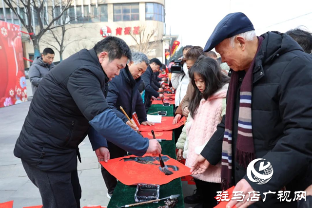 上蔡县：用笔墨承载祝福，以春联展望新愿