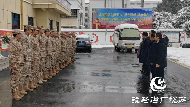 平舆县领导带队开展春节走访慰问驻军部队活动