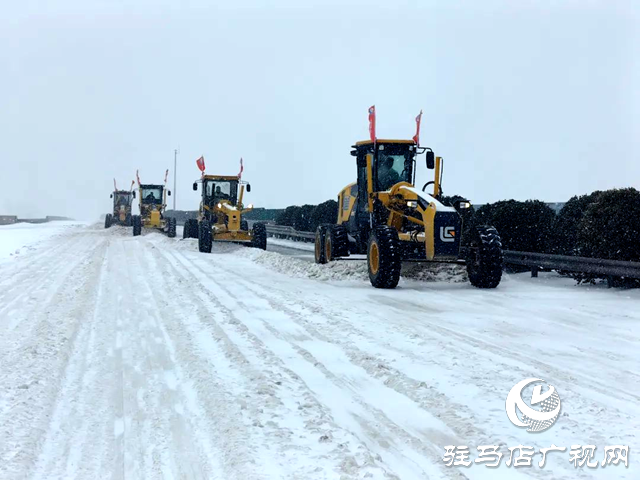 河南沈皖高速公路有限公司打响义务除雪保通战