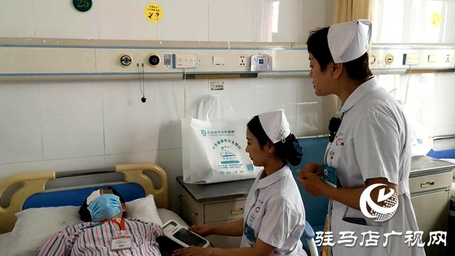 “健康快车”驻马店站首批10名患者接受免费白内障手术