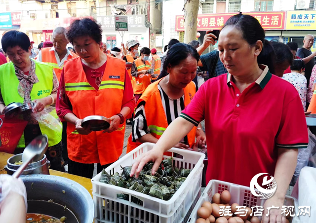 西平县：爱心粥屋端午节传递温情