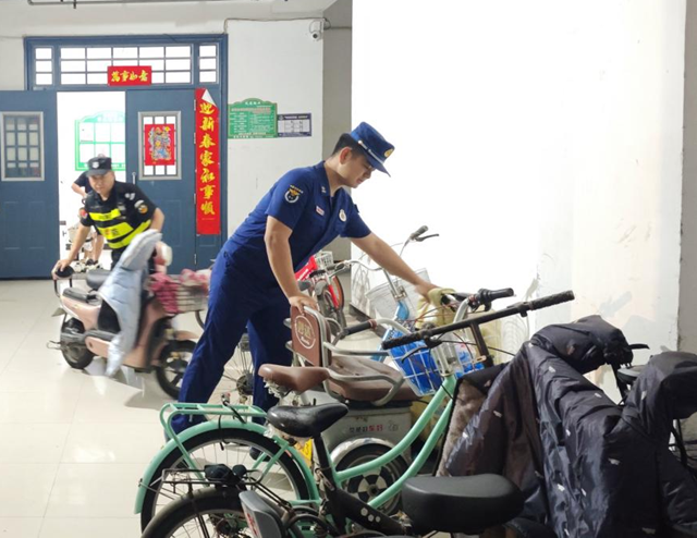 警惕夏季电动车充电安全隐患