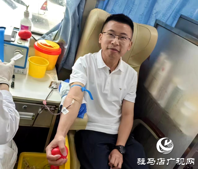 西平县出山镇举办无偿献血活动 干部群众共筑爱心桥梁