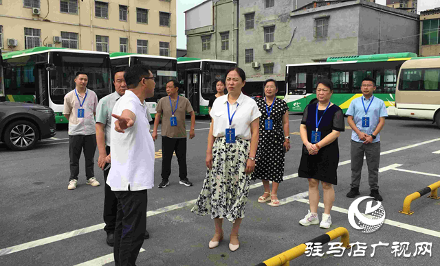 西平县政协调研充电站基础设施建设