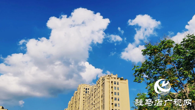 天朗气清 蓝天白云绘就美丽画卷
