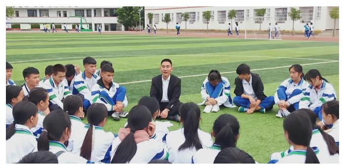 全国“最美教师”刘秀祥：我愿做大山深处孩子的守梦人 | 我与教育强国共成长